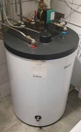 Zdjęcie oferty: Zasobnik C.W.U. Vaillant VIH R 120/6 B