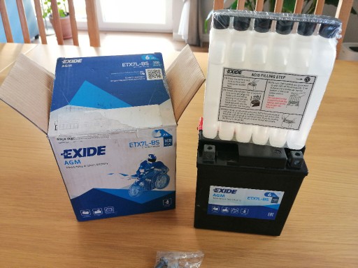 Zdjęcie oferty: Motocyklowy akumulator 6 Ah EXIDE AGM ETX7L-BS