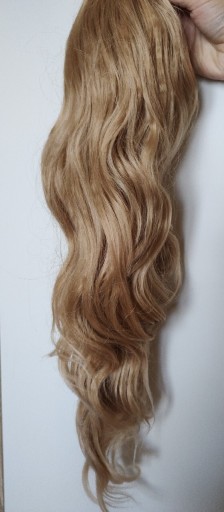 Zdjęcie oferty: Sztuczne włosy doczepiane peruka średni blond 55cm