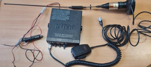 Zdjęcie oferty: Radio cb Intek M-760 + antena CaneX 