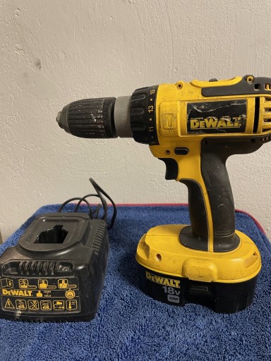 Zdjęcie oferty: Wkrętarka Dewalt 18v