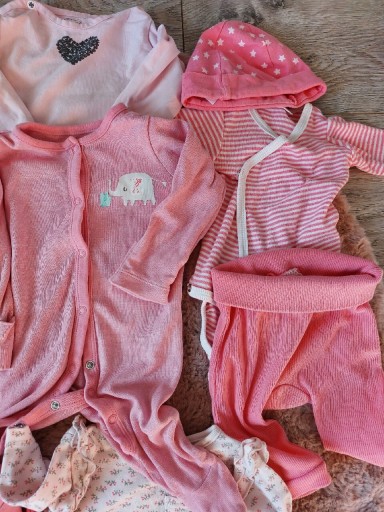 Zdjęcie oferty: Komplet zestaw niemowlęcy ubran 62
