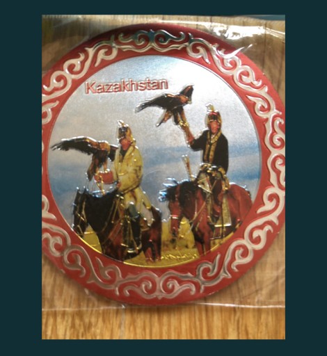 Zdjęcie oferty: Magnes na lodówkę Kazachstan polowanie tradycyjny