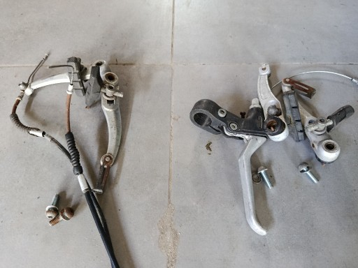 Zdjęcie oferty: Hamulce kompletne góral MTB dźwignie zaciski klocki linki tył i przód