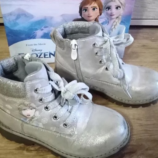 Zdjęcie oferty: r. 29 Srebne trapery na zamek z Elzą zimowe Frozen