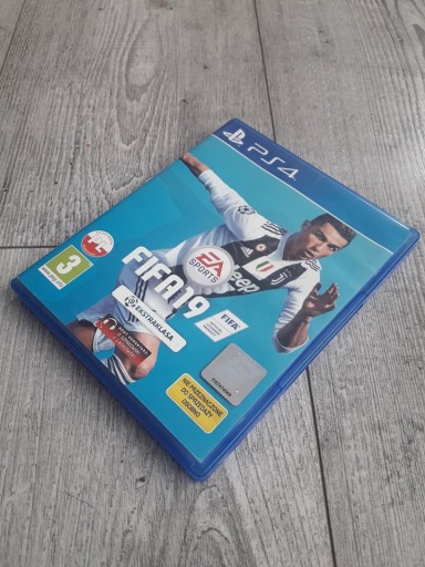 Zdjęcie oferty: Gra Fifa 19 Polska Wersja PS4/PS5 Playstation