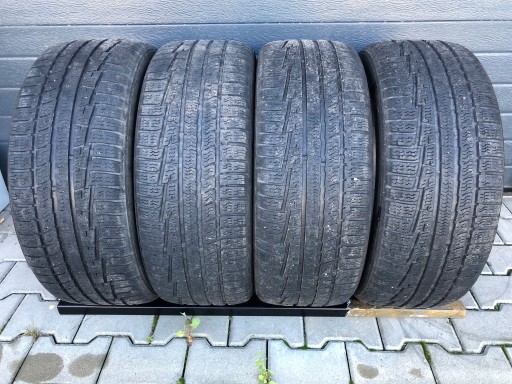 Zdjęcie oferty: Opony zimowe Nokian WR 235/45 R19