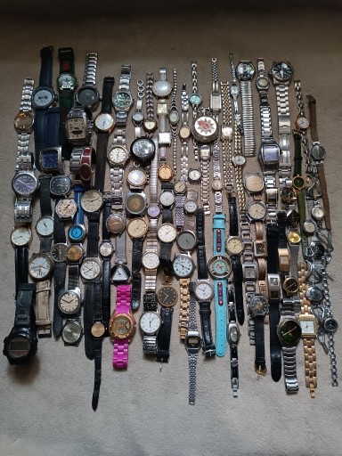 Zdjęcie oferty: Stare uszkodzone zegarki 91 sztuk.