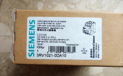 Zdjęcie oferty: WYŁĄCZNIK SILNIKOWY 0.32A 3RV1021-0DA10 SIEMENS