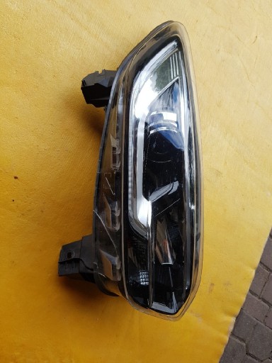 Zdjęcie oferty: Kadjar lampa prawa 260104607R