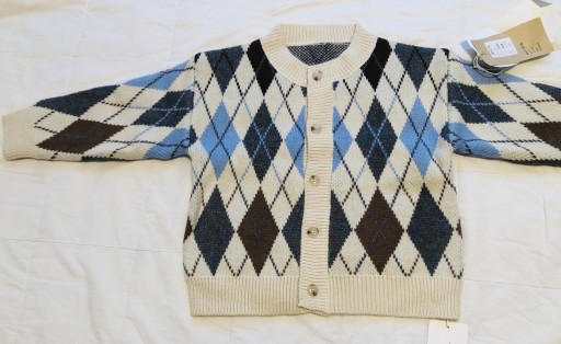 Zdjęcie oferty: Sweter rozmiar 130 dla chłopców i dziewczyn 