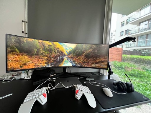 Zdjęcie oferty: Monitor Samsung Odyssey Neo G9