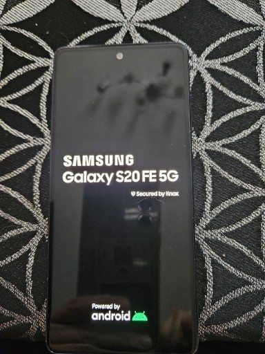 Zdjęcie oferty: Samsung Galaxy S20 FE 5G/128GB - 6,5