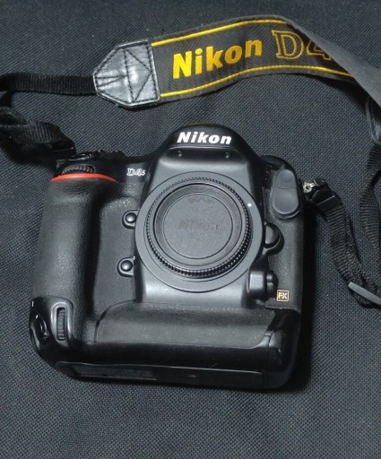 Zdjęcie oferty: Nikon D4s idealny, 2 baterie fv 23%