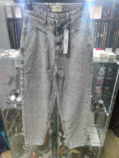 Zdjęcie oferty: Nowe spodnie jeansowe roz 34 Tally WEiLJ 