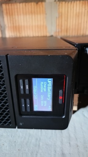 Zdjęcie oferty: APC Smart-UPS SRT On-Line, 6kVA/6kW wolnostojący