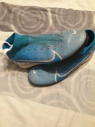 Zdjęcie oferty: Halówki NIKE MERCURIAL roz.42 dł.wkł. 26.5