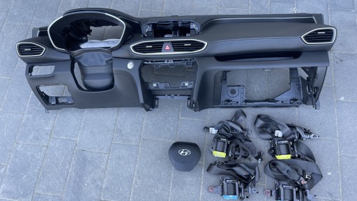 Zdjęcie oferty: Deska konsola poduszki pasy Hyundai Santa Fe IV
