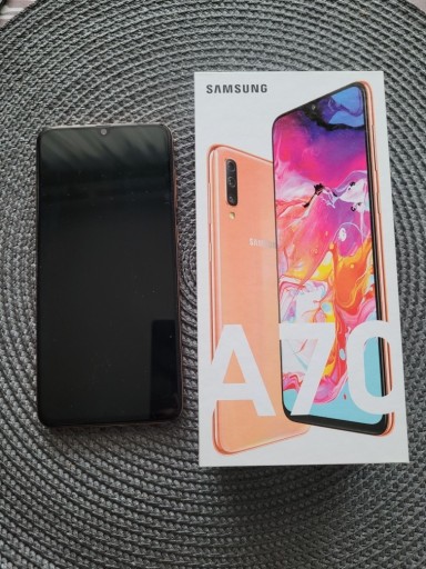 Zdjęcie oferty: Samsung Galaxy A70