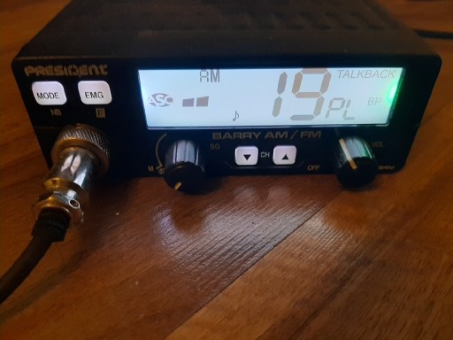 Zdjęcie oferty: CB radio President Barry + antena SIRIO Micro 60