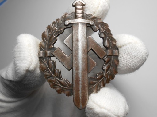 Zdjęcie oferty: Niemcy III Rzesza Odznaka  SA , rzadka oryginał !