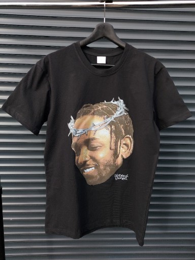 Zdjęcie oferty: Czarna koszulka z nadrukiem Kendrick Lamar tee (L)