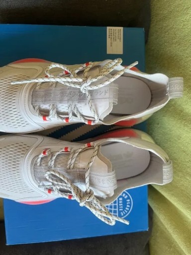 Zdjęcie oferty: Buty sportowe firmy Adidas GX2089 roz 43,5