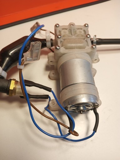 Zdjęcie oferty: Pompa opryskiwacza akumulatorowego 18V DC