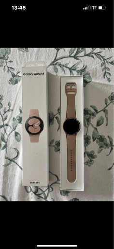 Zdjęcie oferty: Samsung Galaxy Watch 4