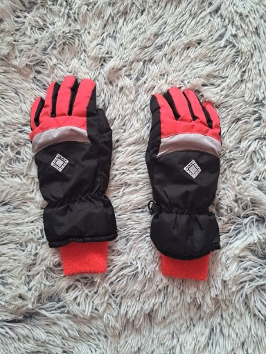 Zdjęcie oferty: Rękawiczki na śnieg różowe crivit 4.5 ok. 5-6lat