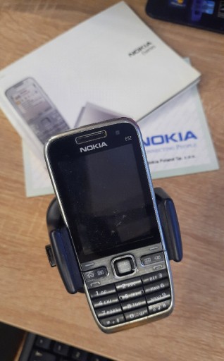 Zdjęcie oferty: Nokia E52 , instrukcja, karta gwarancyjna 