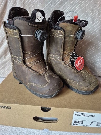Zdjęcie oferty: Burton WNS x Frye Folklore – Rozmiar 7 US / 38 EU – NOWE
