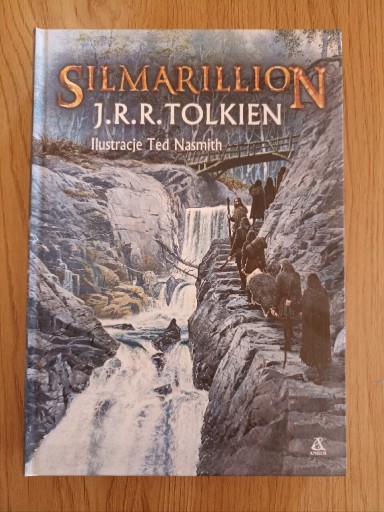 Zdjęcie oferty: Silmarillion J.R. Tolkien ilustrowane 