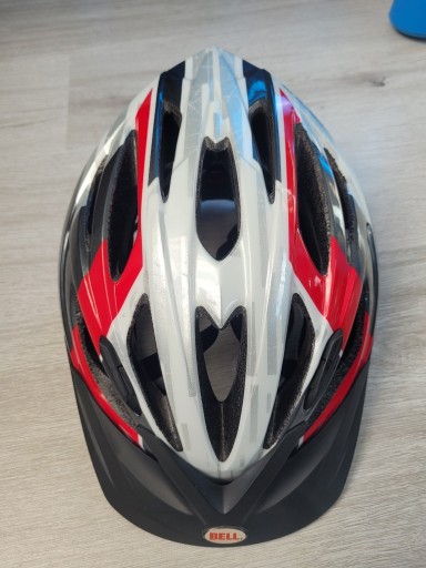 Zdjęcie oferty: Kask rowerowy firmy Bell model Crossfire. 298gr.