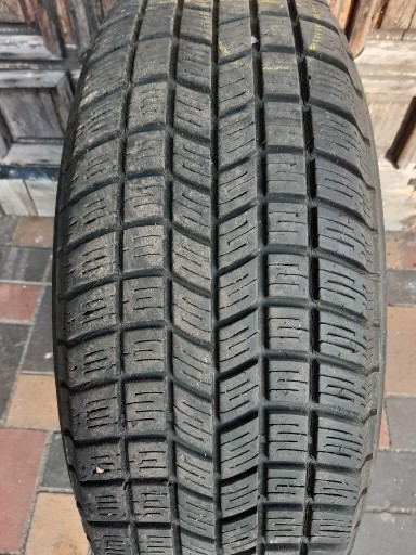 Zdjęcie oferty: Koła zimowe Renault Master 205x70x15 Michelin 