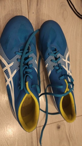 Zdjęcie oferty: Buty lekkoatletyczne z kolcami Asics 43,5r