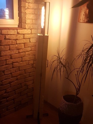 Zdjęcie oferty: Lampa podłogowa loft