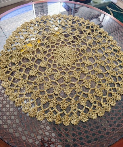 Zdjęcie oferty: Serweta szydełkowa złota ok. 52 cm okragla