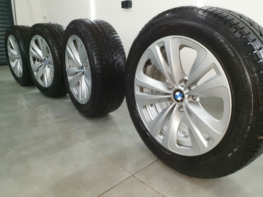 Zdjęcie oferty: Felgi  z oponami  BMW rozstaw 5x120 stan idealny 