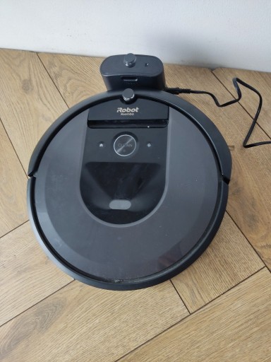 Zdjęcie oferty: Robot sprzątający iRobot Roomba i7  