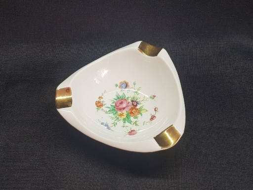 Zdjęcie oferty: Popielniczka/Popielnica porcelana Ćmielów PRL 