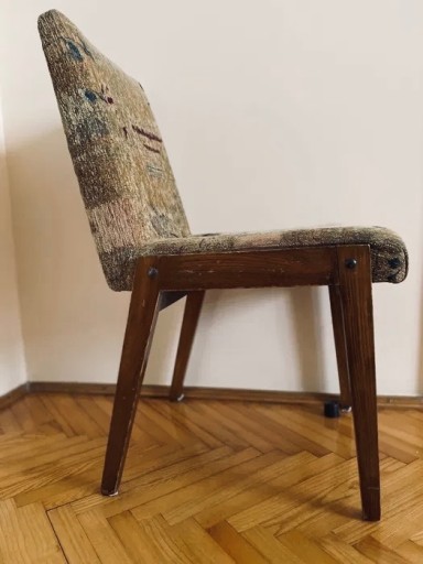 Zdjęcie oferty: Krzesła PRL model Aga 6szt