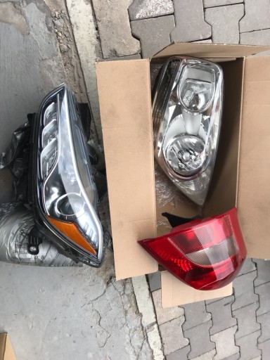 Zdjęcie oferty: Lampa kia venga toyota yaris