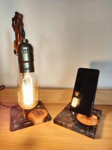 Zdjęcie oferty: Lampka biurkowa i podstawka stand na telefon hand 