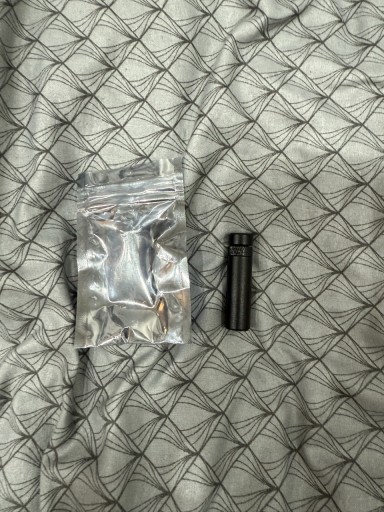 Zdjęcie oferty: Stojak pod kartę graficzną magnetyczny IHTP GPU UpHere 49-80mm