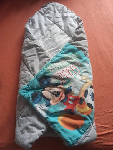 Zdjęcie oferty: Rożek becik Disney myszka Miki Mickey 