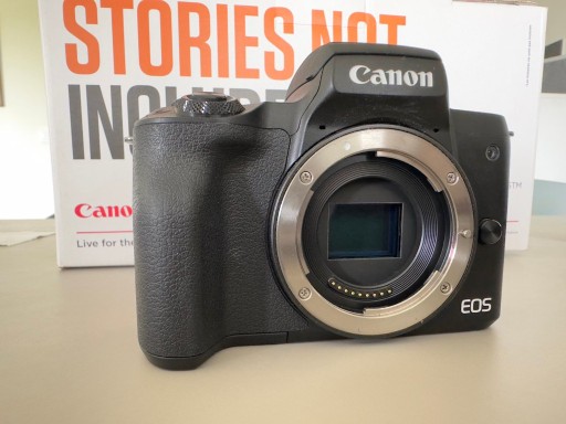 Zdjęcie oferty: Canon EOS M50 + EF-M 15-45mm + EF50mm + adapter EF