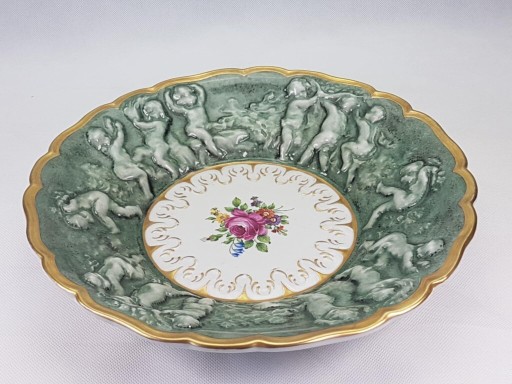 Zdjęcie oferty: Porcelanowy talerz reliefowy putta Schierholz Handmalerei