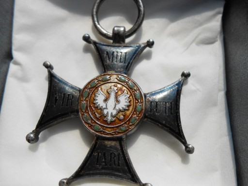 Zdjęcie oferty: Stary Krzyż Virtuti Militari, wykonanie w srebrze 