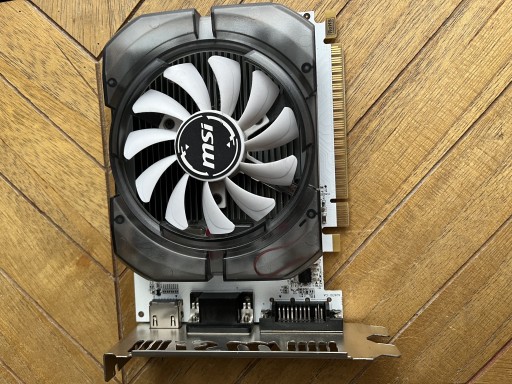 Zdjęcie oferty: Karta graficzna MSI GeForce GT 730 4GB
